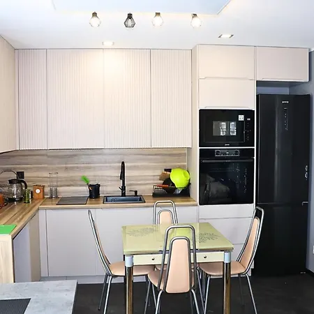 Lider Na Wylacznosc 아파트 스와프스크